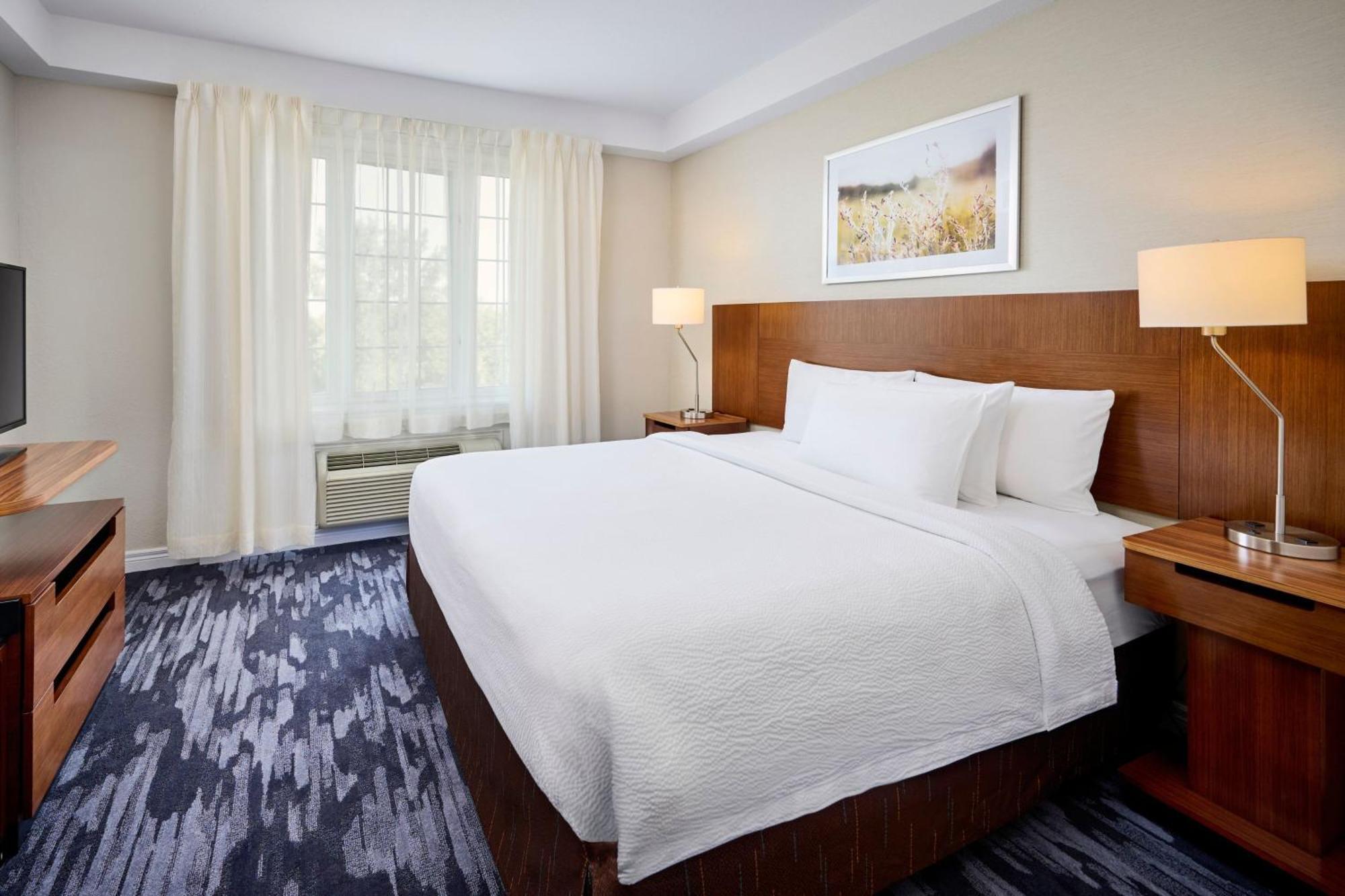 Fairfield Inn & Suites By Marriott Ottawa Kanata Exteriör bild