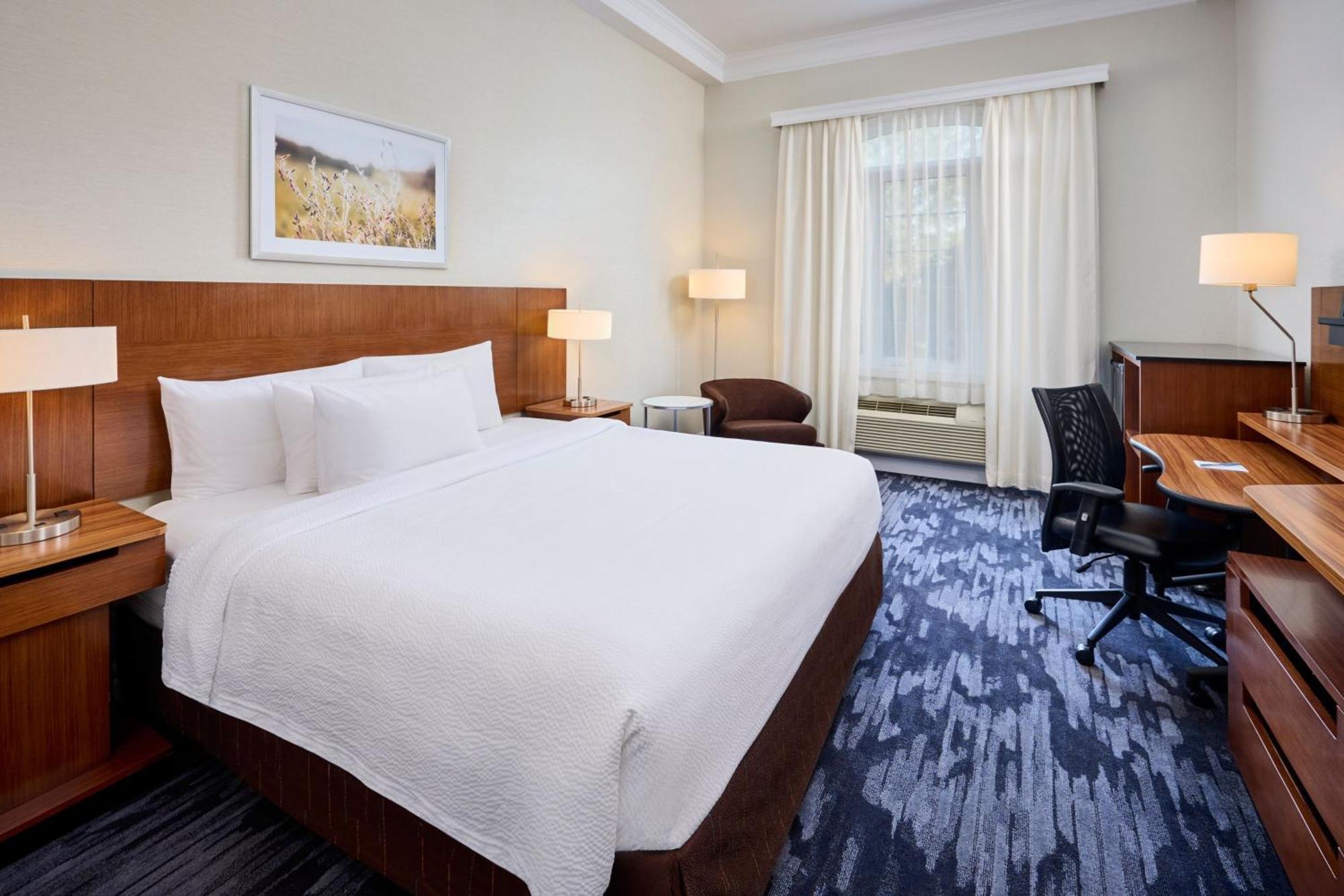 Fairfield Inn & Suites By Marriott Ottawa Kanata Exteriör bild